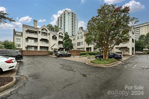 212 W 10th Street 7 sold home in Barringer Square, Charlotte, NC