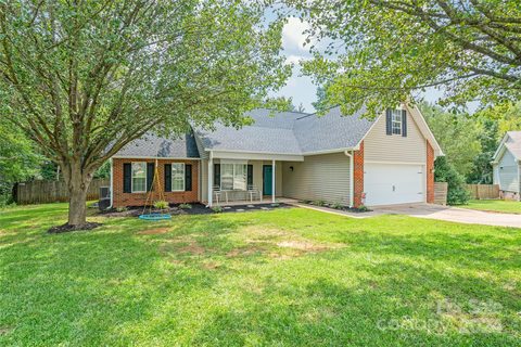 2804 Arrowhead Court