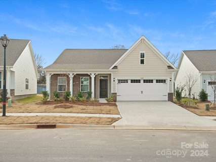 1045 Bull Dog Lane