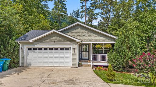 244 Pete Luther Road sold home in Mountain Vista At Luther Cove, Candler, NC