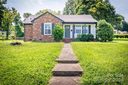 3127 Manchester Drive sold home in Charlotte, SC