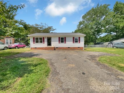 108 Hillcrest Drive sold home in Dover Heights, Bessemer City, NC