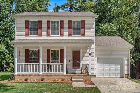 10716 Greatford Court sold home in Cambridge Commons, Charlotte, NC