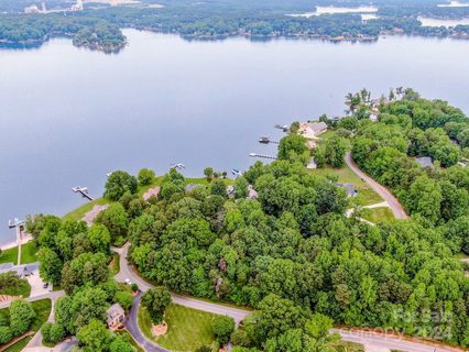 423 Lakeview Shores Loop 624