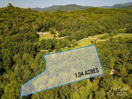 Lot 7 Sweetwater Ridge Road active lot in Sweetwater Ridge, Balsam Grove, NC