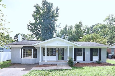 4308 Winedale Lane sold home in Crestmont, Charlotte, NC