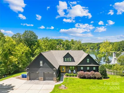 4017 Cindy Lane sold home in Crescent Land and Timber, Denver, NC