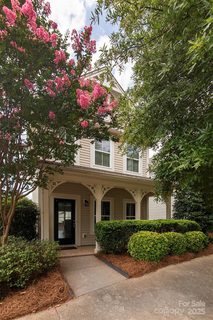 11620 Galashiels Drive sold home in The Oaks At Mcilwaine, Huntersville, NC