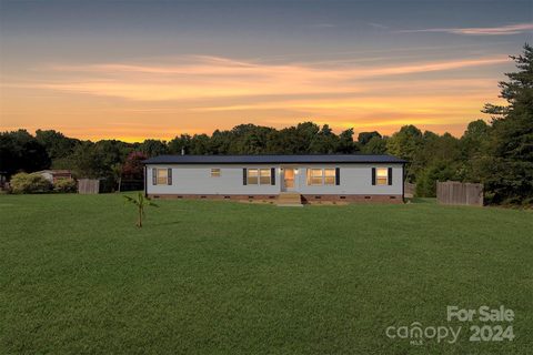 5782 Dachshund Street