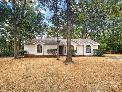 3011 Stevens Mill Road sold home in Blackberry Ridge, Matthews, NC