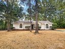 3011 Stevens Mill Road sold home in Matthews, SC