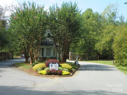 287 Badin View Drive active lot in Heron Bay, New London, NC
