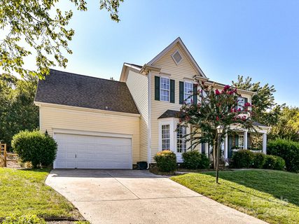 12249 Silveroak Lane sold home in Strathmoor, Charlotte, NC