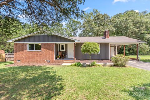 2179 Green Peach Road sold home in Green Peach Orchard, Lancaster, SC