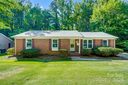 4806 Farm Pond Lane sold home in Charlotte, SC