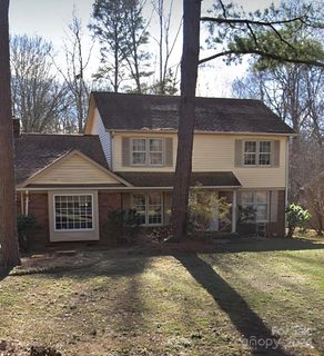 Previously sold for $422,500
