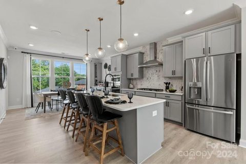 5051 Sunnybrae Place
