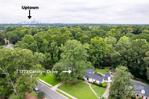 1373 Carolyn Drive