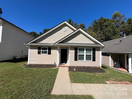 1327 Braveheart Lane sold home in Oakdale Village, Charlotte, NC
