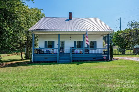 204 Catawba Avenue sold home in Pacific Mills, Hickory, NC