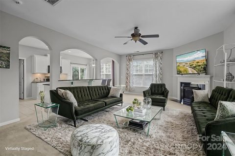 9804 Loughlin Lane sold home in Kingsbridge, Charlotte, NC