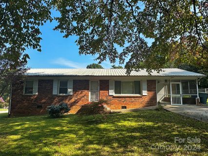614 3rd Street Place sold home in Augusta Heights, Conover, NC