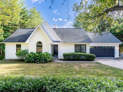Previously sold for $886,000