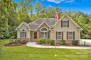 165 Autumn Grove Lane sold home in Mooresville, SC