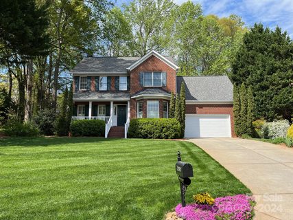 21337 Summerbrook Drive sold home in Town Heights, Cornelius, NC