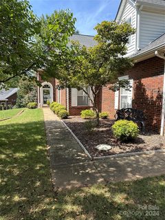 157 Columns Circle sold townhome in The Columns, Shelby, NC