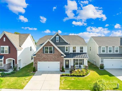 16338 Wavenly House Drive