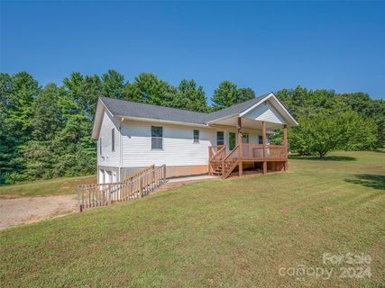 14 Northview Lane sold home in Northview, Hendersonville, NC