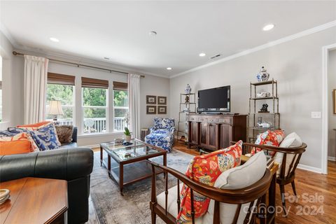 3053 Santee Court