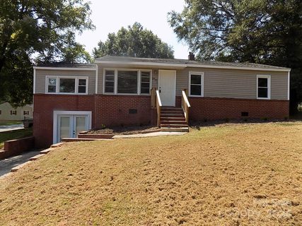 2435 Davis Park Road sold home in Springbrook, Gastonia, NC