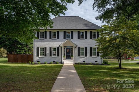 2895 Colony Woods Drive sold home in Colony Woods, Gastonia, NC