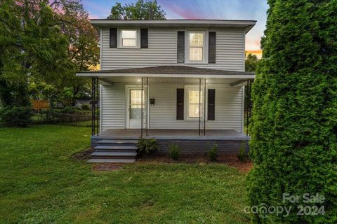 101 Adrian Street sold home in Adrian Park, Mount Holly, NC
