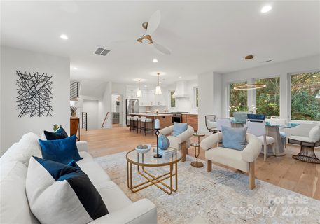 2907 Hilliard Drive