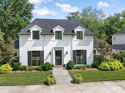 332 Wonderwood Drive