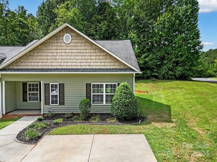 573 Weavers Crossing