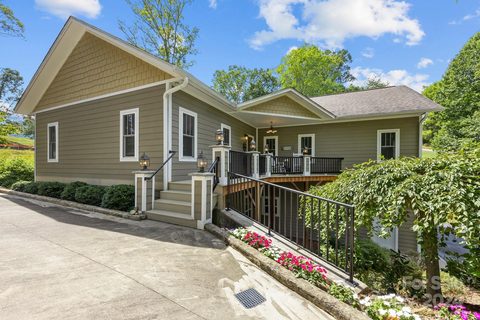 28 City Spring Road sold home in Whispering Oaks, Clyde, NC