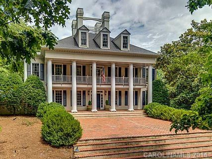 Previously sold for $1,280,000