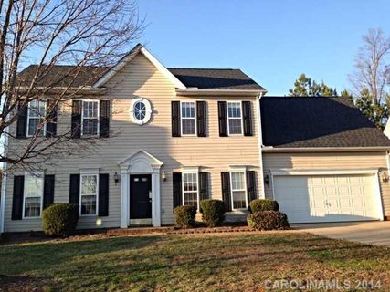 11805 Pheasant Lane sold home in Wildflower Pond, Charlotte, NC