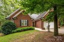 9600 Broken Arrow Court sold home in Mint Hill, SC