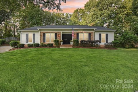 2700 Creekbed Lane