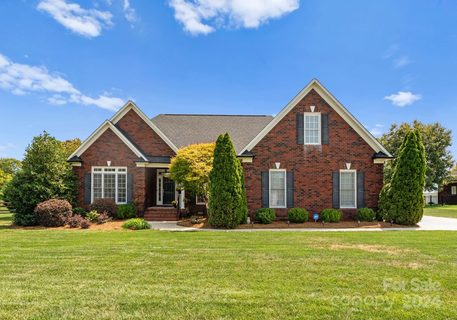 7158 Ruth Fidler Drive sold home in Stallings Farm, Harrisburg, NC