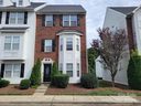 9893 Treeside Lane sold home in Matthews, SC