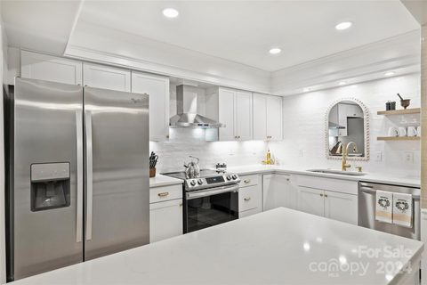 7024 Quail Hill Road sold condo in Quail Hollow East, Charlotte, NC