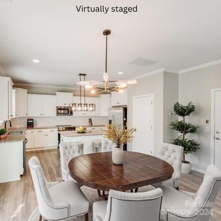 13315 Hunting Birds Lane sold home in Creekshire Village, Charlotte, NC