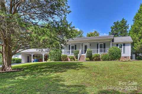 5041 Daffodil Lane sold home in Braxton Estates, Concord, NC