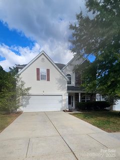 9816 Cayenne Drive sold home in Stratford Pond, Charlotte, NC